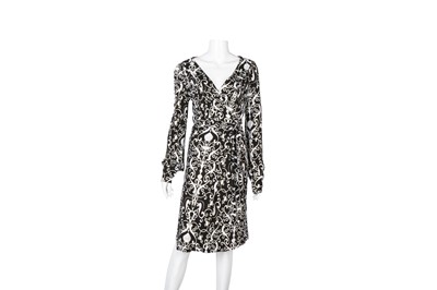 Lot 475 - Gucci Monochrome Baroque Wrap Dress - Size L