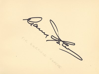 Lot 15 - Autograph Album.- Sportsmen
