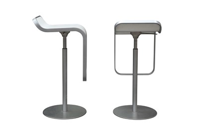 Lot 206 - A PAIR OF LA PALMA LEM BAR STOOLS