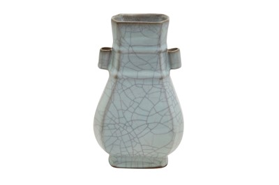 Lot 223 - A CHINESE GUAN CELADON CRACKLE-GLAZED VASE