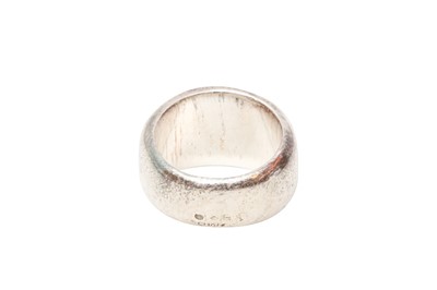 Lot 596 - Chanel Silver Scatter Logo Ring