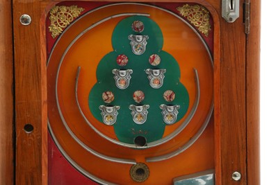 Lot 134 - A VINTAGE PENNY SLOT MACHINE