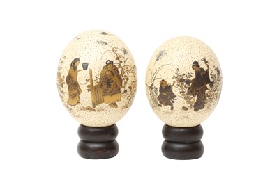 Lot 297 - λ PAIR OF JAPANESE GILT-LACQUER DECORATED OSTRICH EGGS