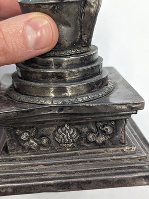 Lot 352 - A MONGOLIAN SILVER 'WHITE TARA' STUPA