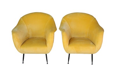 Lot 224 - A PAIR OF CONTEMPORARY TUB STYLE ARMCHAIRS