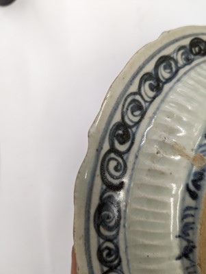 Lot 495 - THREE CHINESE BLUE AND WHITE BARBED DISHES