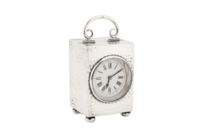 Lot 67 - An Edwardian sterling silver cased travelling time piece or carriage clock, Birmingham 1901 by Douglas Clock Co