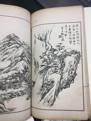 Lot 109 - TWO SETS OF CHINESE WOODBLOCK PRINT ALBUMS