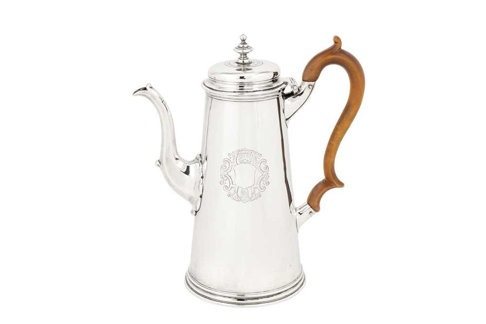 Lot 457 - A George II sterling silver coffee pot, London 1733 by Gabriel Sleath (this mark reg. 17th June 1720)