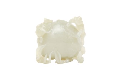 Lot 853 - A CHINESE CELADON JADE 'MONKEYS AND PEACH' CARVING