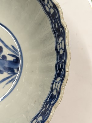 Lot 172 - A CHINESE BLUE AND WHITE FOLIATE 'BLOSSOMS' BOWL