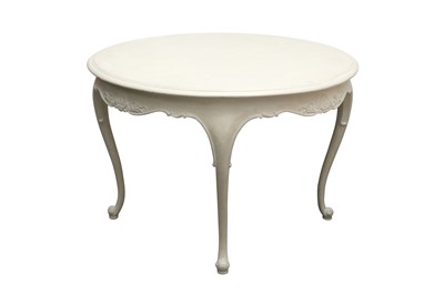 Lot 296 - A FRENCH LOUIS XV STYLE GREY PAINTED CIRCULAR DINING TABLE, LATE 19TH/EARLY 20TH CENTURY