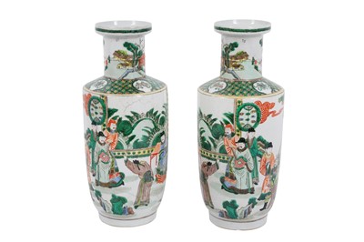 Lot 195 - A PAIR OF CHINESE FAMILLE-VERTE ROULEAU VASES, 20TH CENTURY