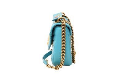 Lot 150 - Louis Vuitton Malibu Green New Wave Chain PM