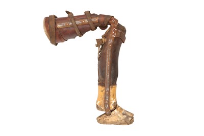 Lot 206 - AN EARLY 20TH PROSTHETIC LEG