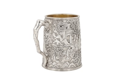 Lot 160 - A fine mid-19th century Chinese Export silver mug, Canton circa 1850 mark of Cutshing