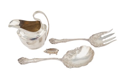 Lot 104 - A mixed group of sterling silver