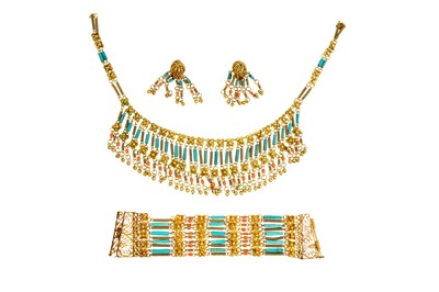 Lot 50 - AN EGYPTIAN NECKLACE, BRACELET AND EARRING SET