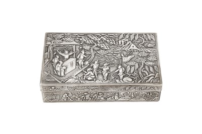 Lot 141 - An early 20th century Thai silver cigarette box, probably Bangkok circa 1910 by Xun, retailed by Wen Bao