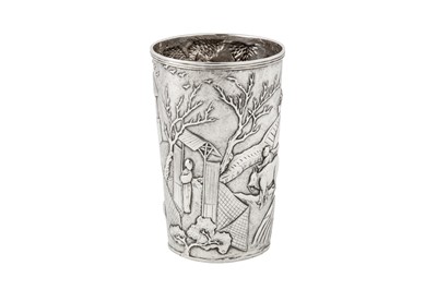 Lot 156 - A late 19th century Chinese Export silver beaker, Canton circa 1880 by Bao Feng retailed by Wang Hing