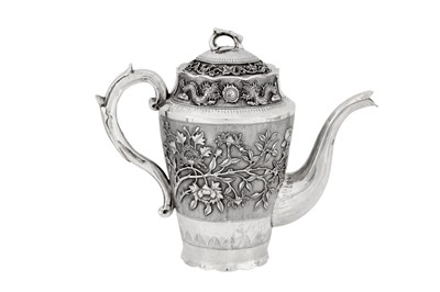 Lot 153 - An early 20th century Chinese export provincial unmarked silver coffee pot, possibly Tianjin circa 1920