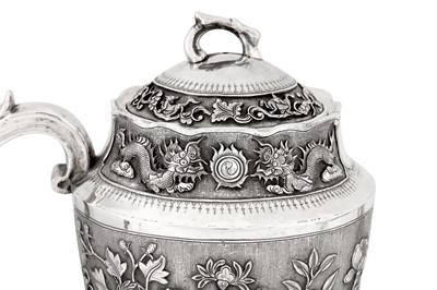 Lot 153 - An early 20th century Chinese export provincial unmarked silver coffee pot, possibly Tianjin circa 1920