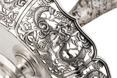 Lot 162 - A rare late 19th / early 20th century Chinese Export silver epergne centrepiece, Canton circa 1900 by by Qiu Ji, retailed by Wang Hing