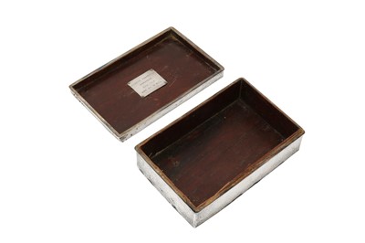 Lot 164 - An early 20th century Japanese unmarked silver cigarette box, Yokohama dated 1914