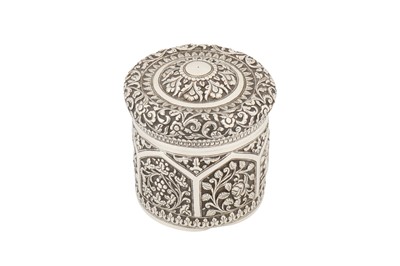 Lot 109 - A rare early 20th century Anglo – Indian silver tea caddy, Karachi circa 1920 by J. Manikrai