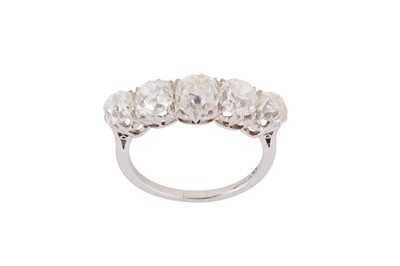 Lot 78 - A FIVE-STONE DIAMOND RING