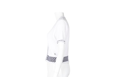 Lot 473 - Chanel White Open Front Cardigan - Size 40