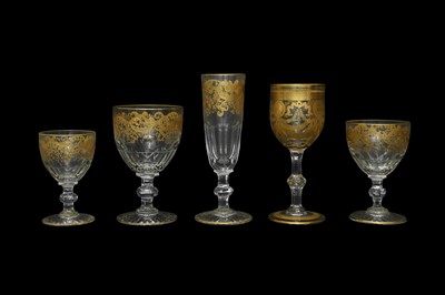 Lot 195 - A COMPREHENSIVE SUITE OF ST. LOUIS 'TRIANON GOLD' PATTERN CRYSTAL STEMWARE