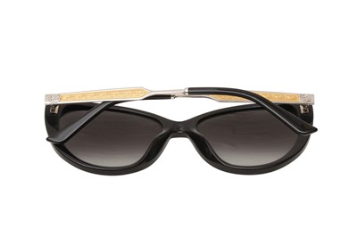 Lot 415 - Gucci Black GG Filigree Cat Eye Sunglasses