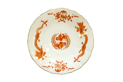 Lot 169 - A MEISSEN PORCELAIN 'RED DRAGON' PATTERN PART SERVICE