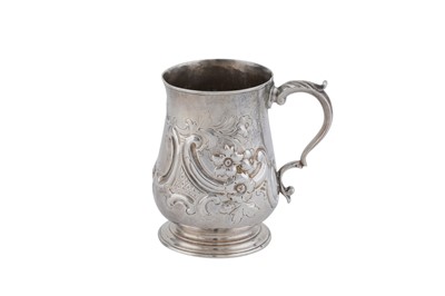 Lot 66 - A George III sterling silver small mug, London 1776 by John Deacon