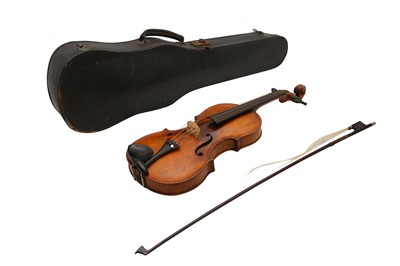 Lot 117 - A 19TH CENTURY VIOLIN