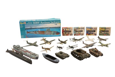 Lot 212 - A LARGE COLLECTION OF MILITARY SCALE MODELS