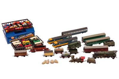 Lot 209 - A COLLECTION OF 00 GAUGE LOCOMOTIVES AND ROLLING STOCK