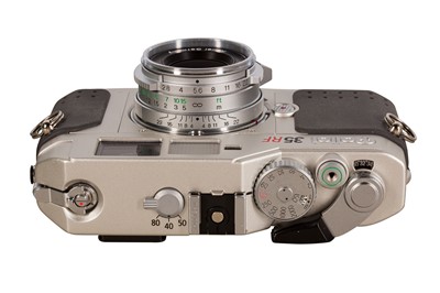 Lot 348 - A Rollei 35 RF Rangefinder Camera