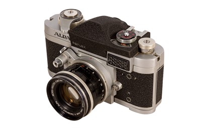 Lot 333 - A Pignons Alpa Reflex Mod. 6c SLR Camera Outfit