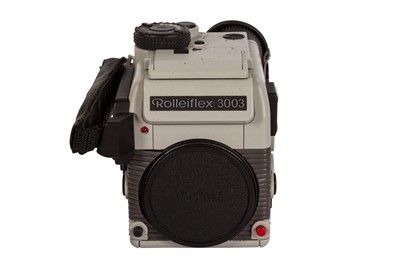 Lot 119 - A Rolleiflex 3003 Traveller 35mm SLR Outfit