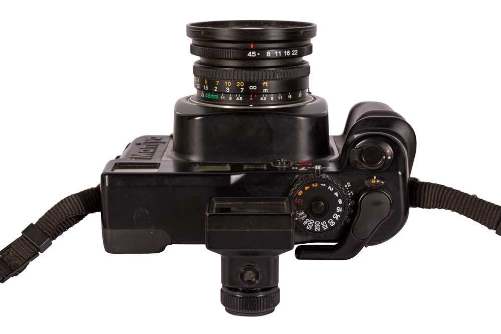 Mamiya 7ii Lot 109 - A Mamiya 7II Medium Format Rangefinder