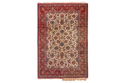 Lot 321 - A VERY FINE ISFAHAN RUG, CENTRAL PERSIA