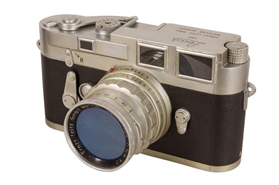 Lot 284 - A Giant Leica M3 Riesen Model Rangefinder Camera