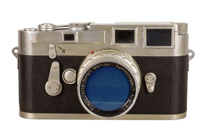 Lot 284 - A Giant Leica M3 Riesen Model Rangefinder Camera