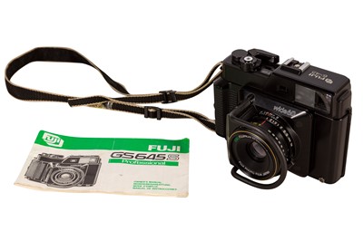 Lot 104 - A Fuji GS645S Professional Medium Format Rangefinder Camera