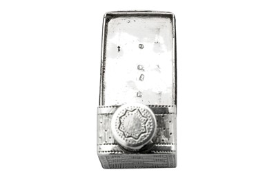 Lot 15 - An unusual George III sterling silver vinaigrette, Birmingham 1813 by Cocks and Bettridge