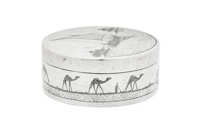 Lot 175 - An early 20th century Iraqi silver and niello small box, Omara circa 1930