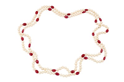 Lot 174 - A CULTURED PEARL AND RUBY LONG NECKLACE