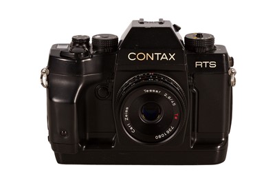 Lot 27 - A Contax RTS III SLR Camera